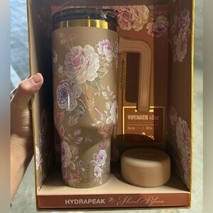 Hydrapeak 40oz Floral Travel Tumbler